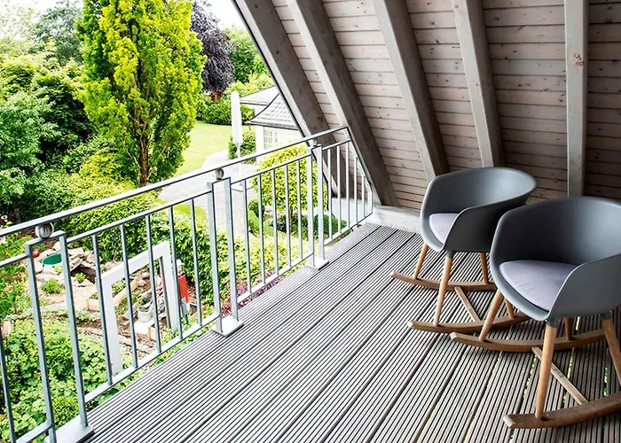 Auf Dem Schoenen Felde